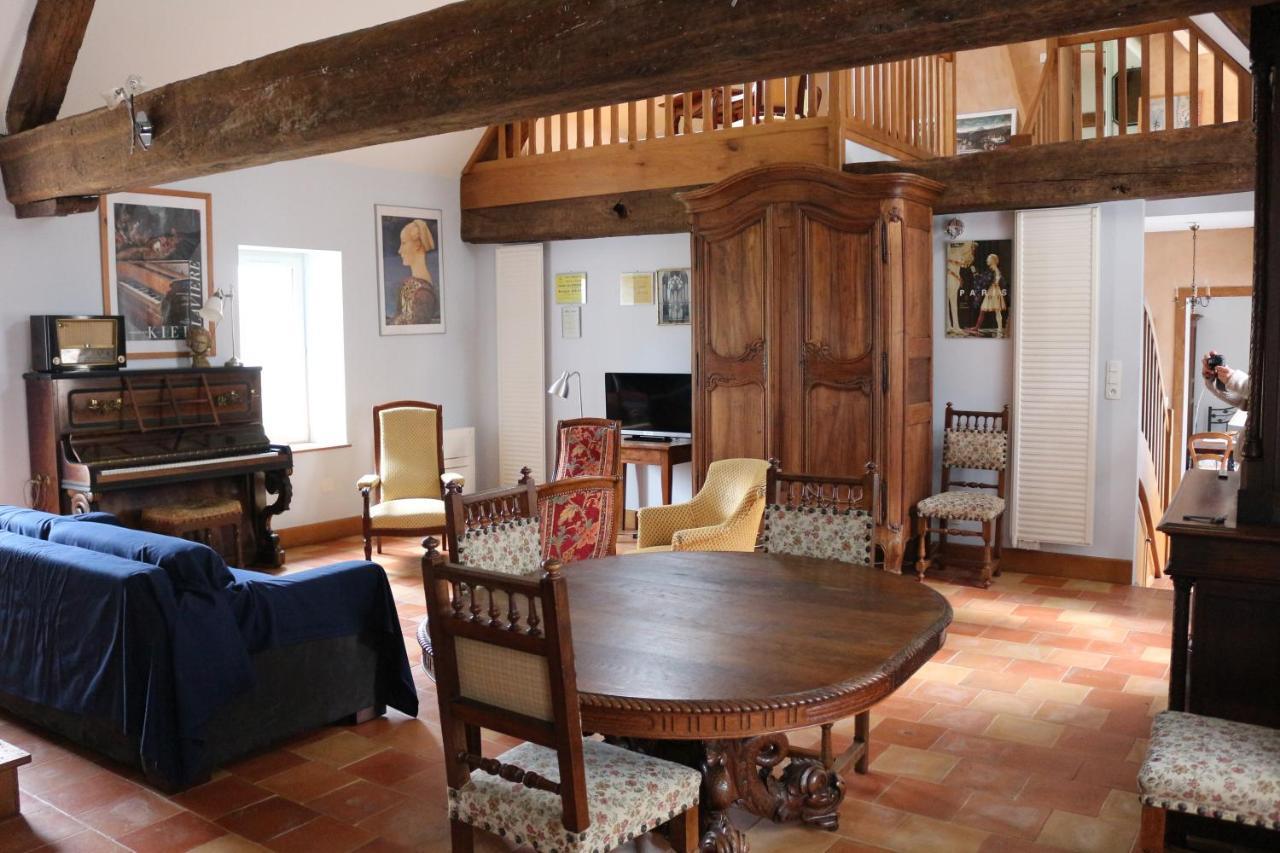 Chez Celestine Villa Souvigny Exterior photo